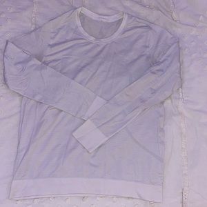 Size 8 relaxed fit long sleeve workout top